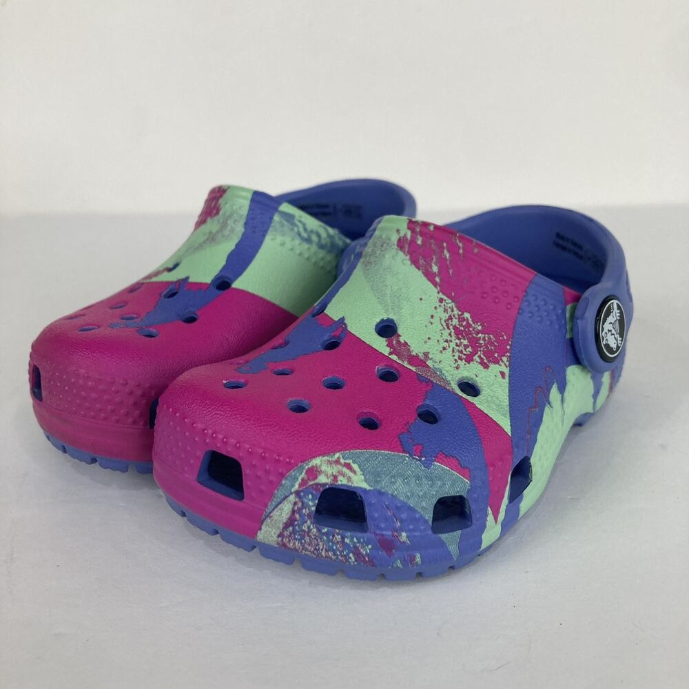 CROCS Unisex Toddler Shoes Clogs Blue Purple Ombre Block Graphic Slip On Size 6C